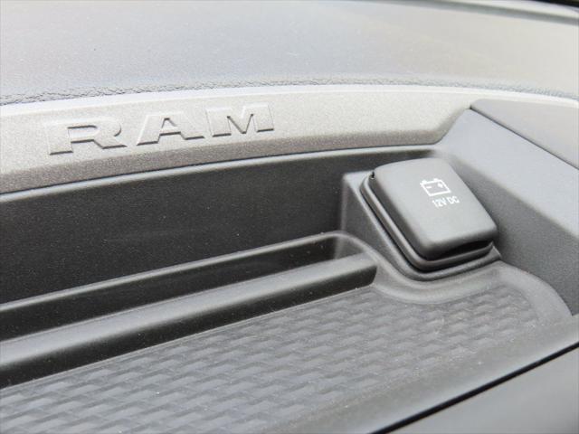2024 Ram 3500 Tradesman/SLT