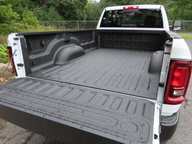 2026 Ram 3500 Tradesman Regular Cab 4x4 8' Box