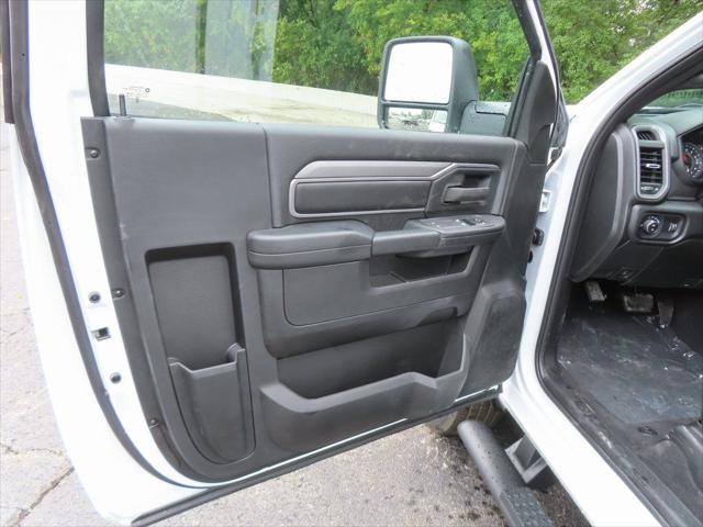 2026 Ram 3500 Tradesman Regular Cab 4x4 8' Box