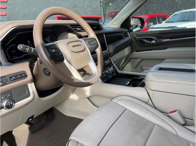 2023 GMC Yukon 4WD Denali