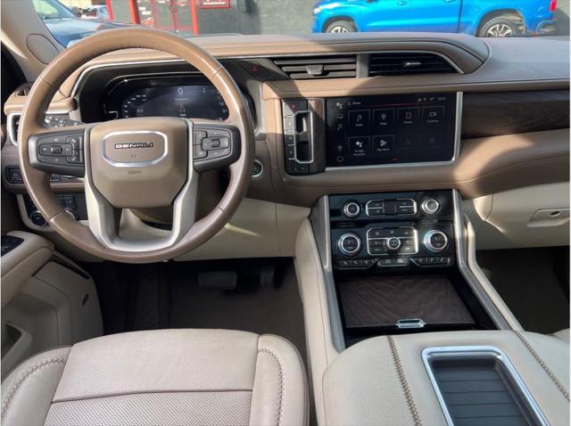 2023 GMC Yukon 4WD Denali