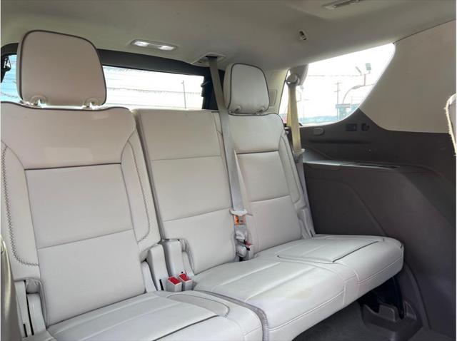 2023 GMC Yukon 4WD Denali