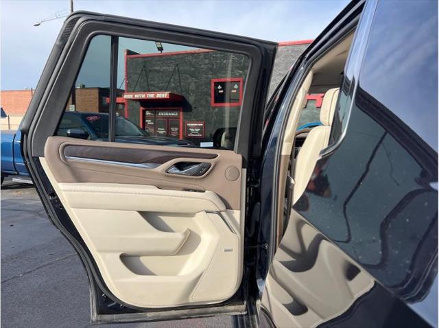 2023 GMC Yukon 4WD Denali