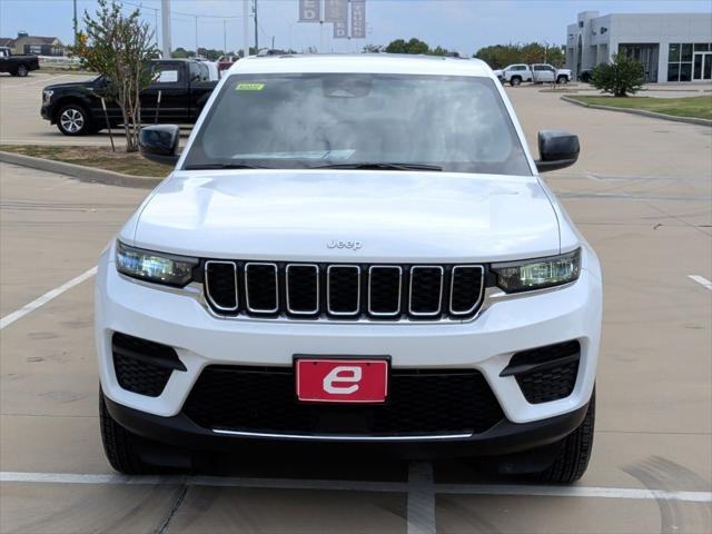 2024 Jeep Grand Cherokee Laredo X 4x4