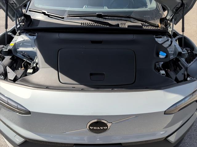 2026 Volvo EX30 Plus Twin Motor Performance, Fully electric