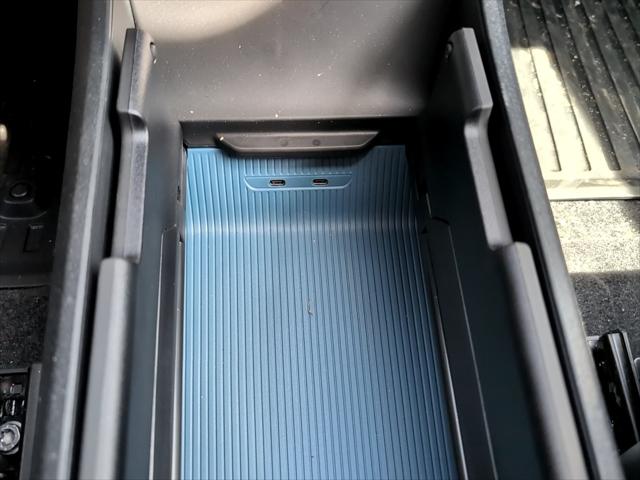 2026 Volvo EX30 Plus Twin Motor Performance, Fully electric