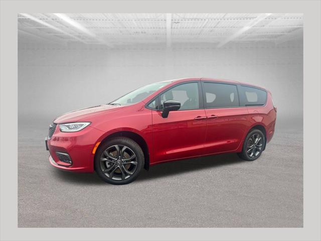 2026 Chrysler Pacifica Select AWD for sale in Keene, NH
