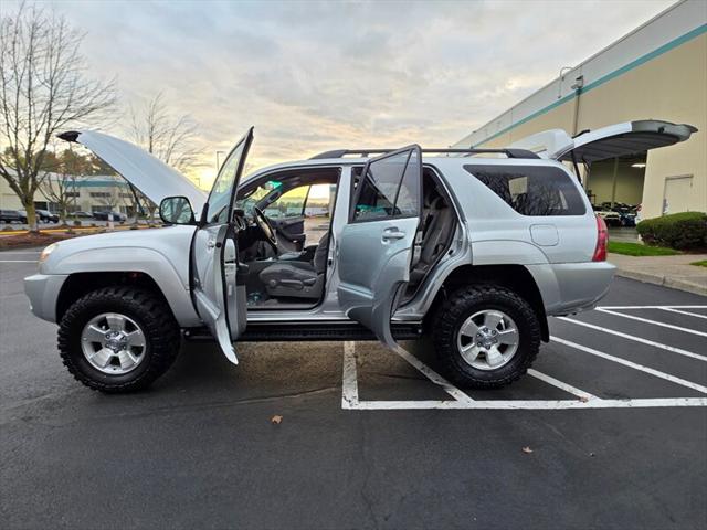 2004 Toyota 4Runner SR5 V8