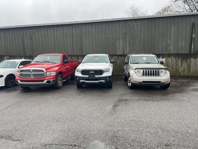 2012 Nissan Titan SV