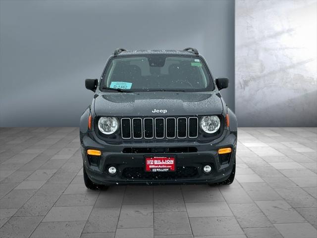 2022 Jeep Renegade Latitude 4x4 2022 Jeep Renegade Latitude 4x4