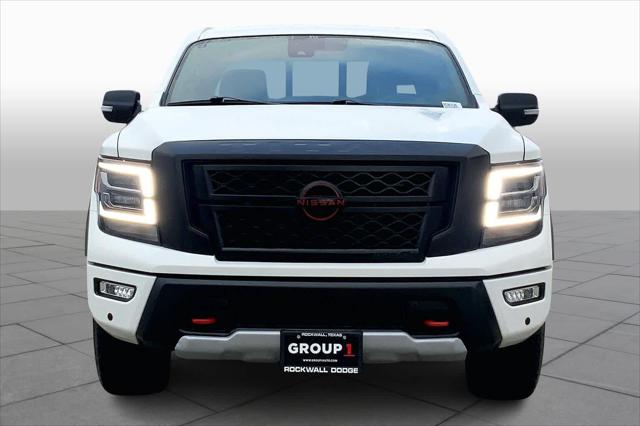 2024 Nissan TITAN Crew Cab PRO-4X 4x4