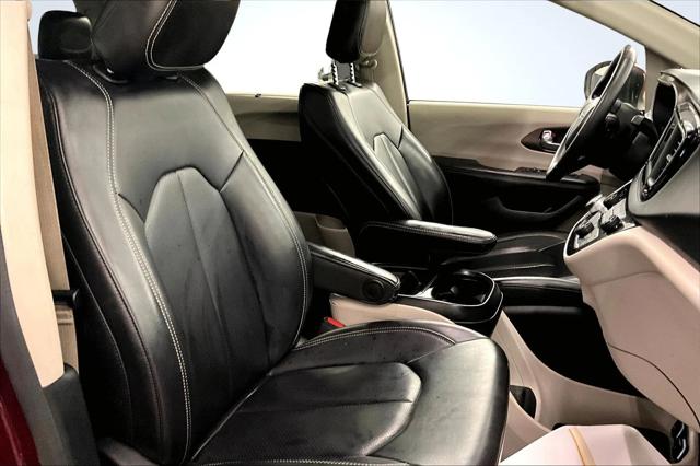 2020 Chrysler Voyager LXI