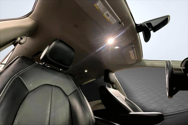 2020 Chrysler Voyager LXI