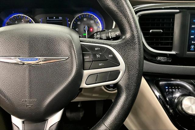 2020 Chrysler Voyager LXI