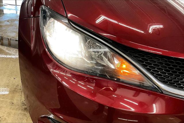2020 Chrysler Voyager LXI