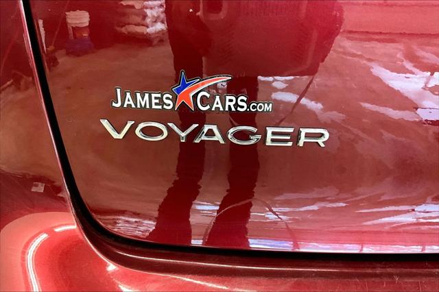 2020 Chrysler Voyager LXI