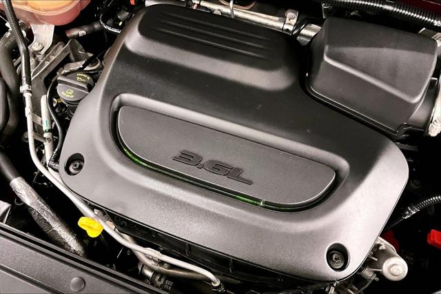 2020 Chrysler Voyager LXI