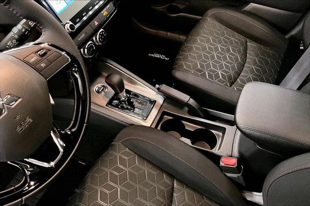 2025 Mitsubishi Outlander Sport 2.0 LE