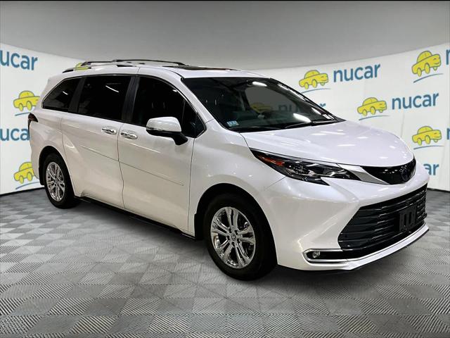 2024 Toyota Sienna Platinum for sale in Norwood, MA