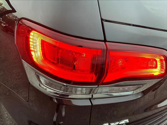 2020 Jeep Grand Cherokee Laredo E 4x4