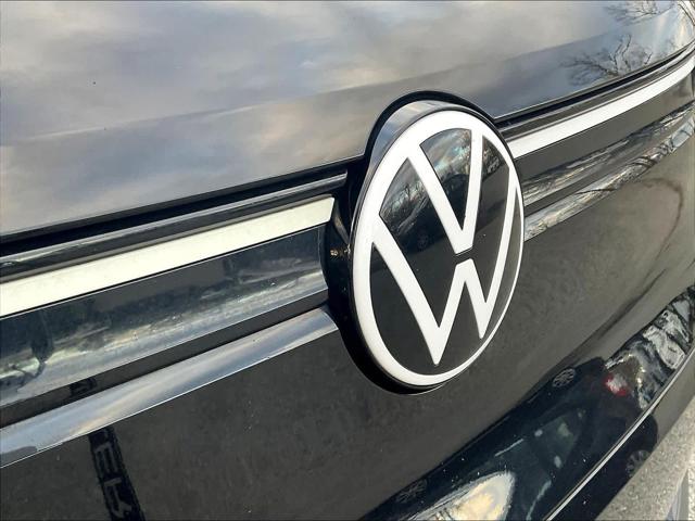 2023 Volkswagen ID.4 Pro