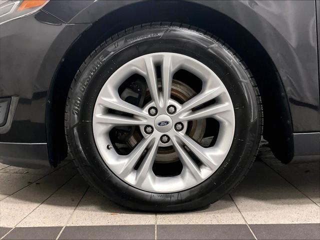 2019 Ford Taurus SE