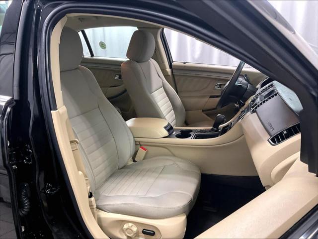 2019 Ford Taurus SE