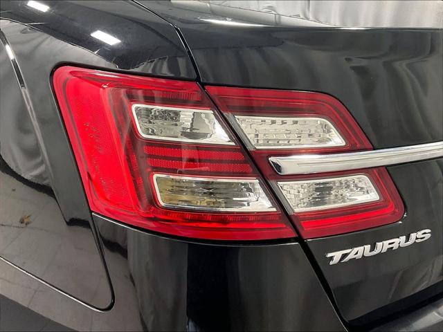 2019 Ford Taurus SE