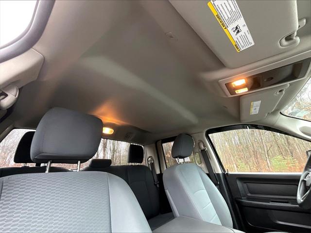 2018 Ram 1500 Express Quad Cab 4x4 64 Box