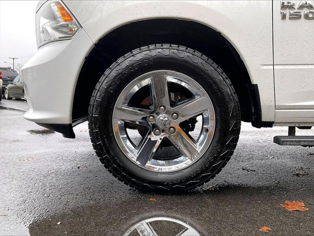 2018 Ram 1500 Express Quad Cab 4x4 64 Box