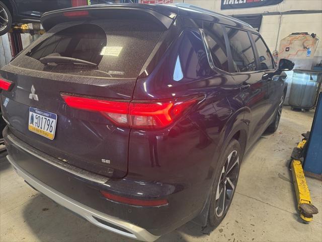 2022 Mitsubishi Outlander SE