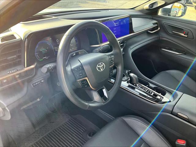 2025 Toyota Crown Platinum