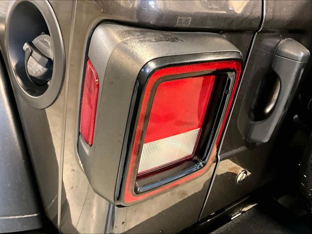 2019 Jeep Wrangler Sport S 4x4