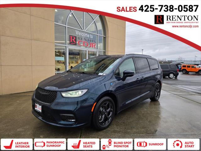 2022 Chrysler Pacifica Hybrid Limited for sale in Renton, WA