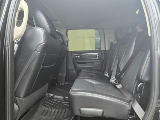 2018 Ram 3500 Laramie Mega Cab 4x4 64 Box