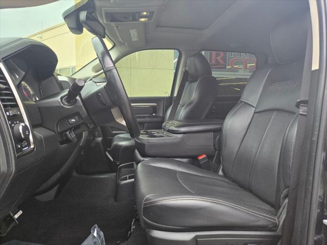 2018 Ram 3500 Laramie Mega Cab 4x4 64 Box