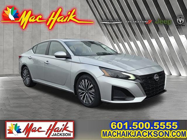 2024 Nissan Altima SV FWD