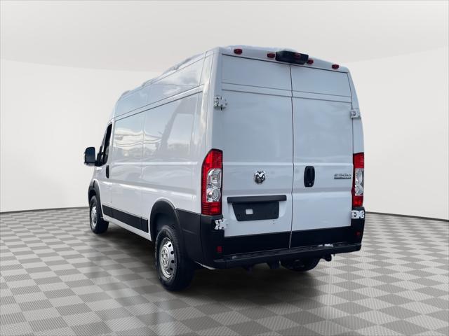 2023 RAM ProMaster 2500 Cargo Van High Roof 136 WB