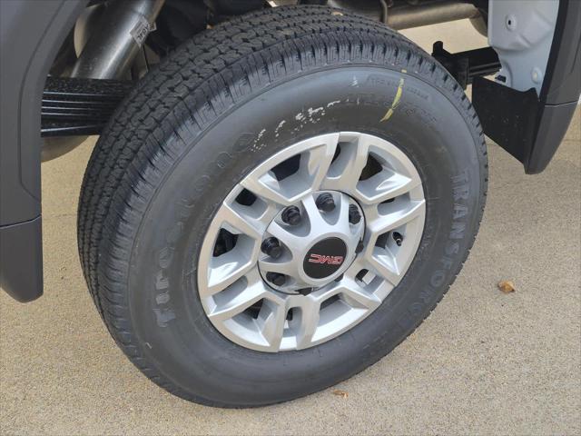 2026 GMC Sierra 2500HD Crew Cab, Standard Bed, Pro, 4WD
