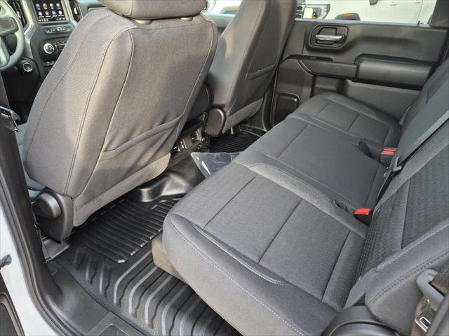 2026 GMC Sierra 2500HD Crew Cab, Standard Bed, Pro, 4WD