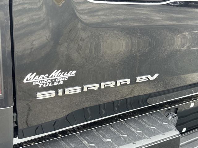 2026 GMC Sierra Standard Range Elevation