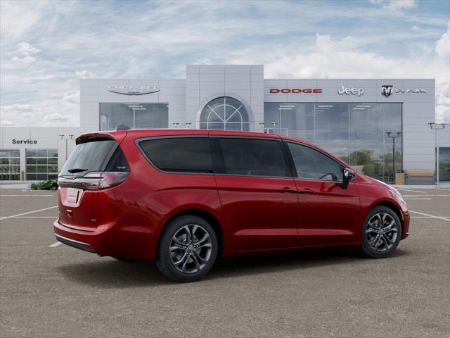 2026 Chrysler Pacifica Select AWD