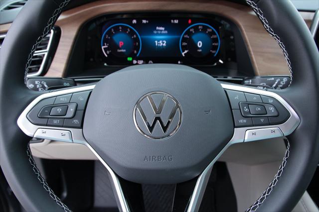 2026 Volkswagen Atlas SE with Technology