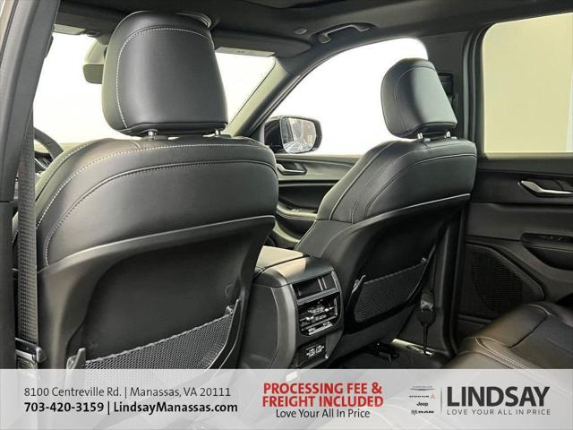 2025 Jeep Grand Cherokee Altitude X 4x4
