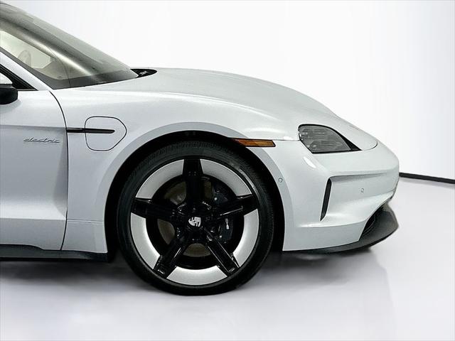 2026 Porsche Taycan 4