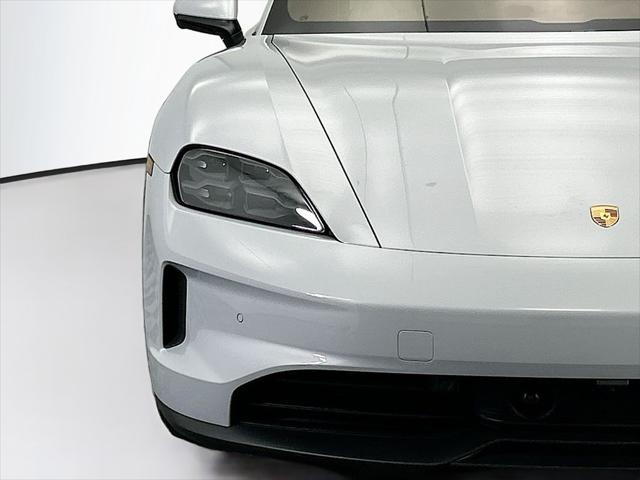 2026 Porsche Taycan 4