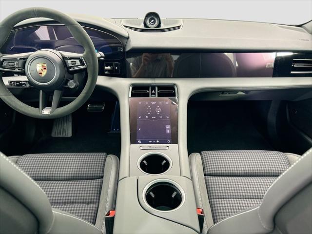 2026 Porsche Taycan 4