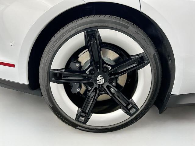 2026 Porsche Taycan 4