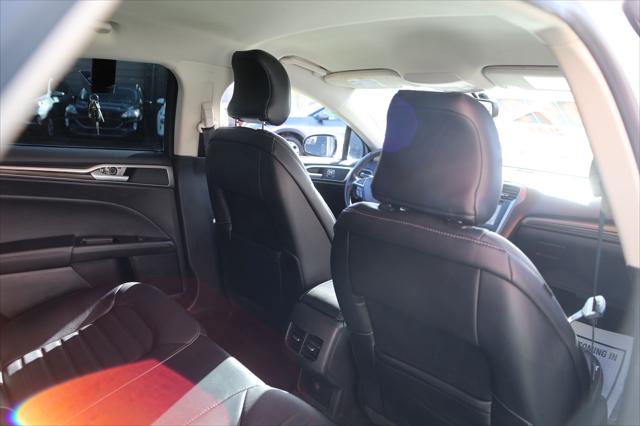 2017 Ford Fusion SE