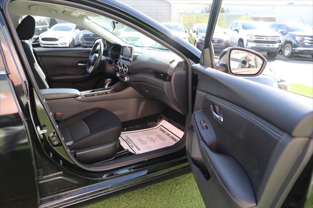 2024 Nissan Sentra SV Xtronic CVT